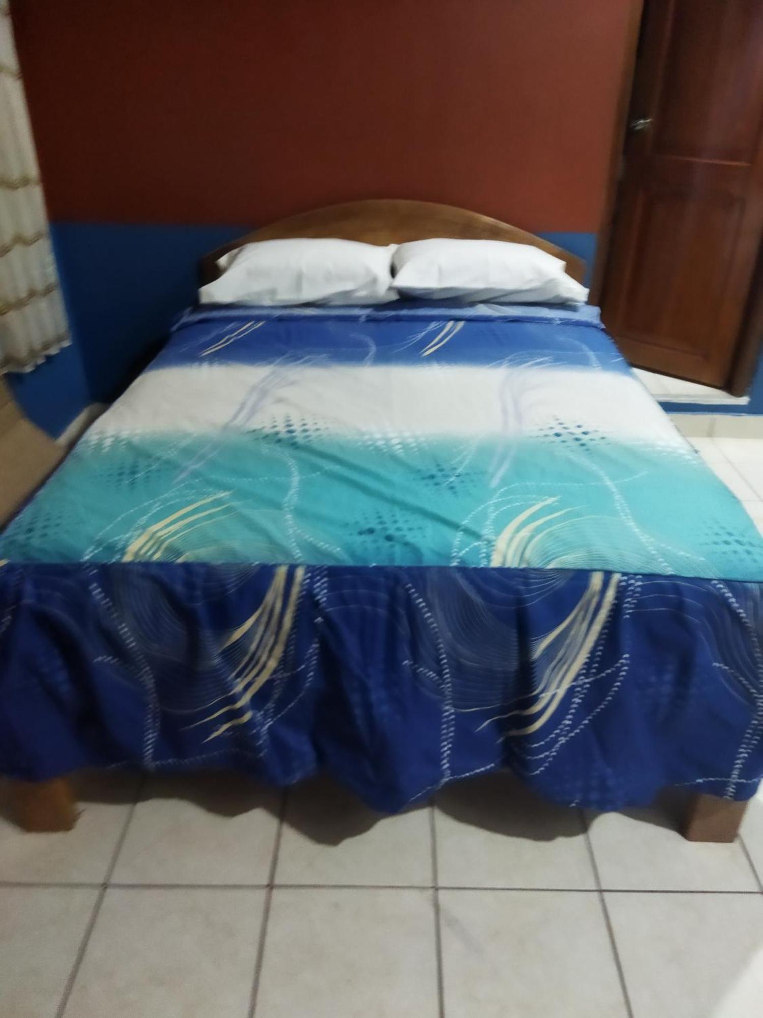 Hospedaje Mas Tarapoto Exterior foto